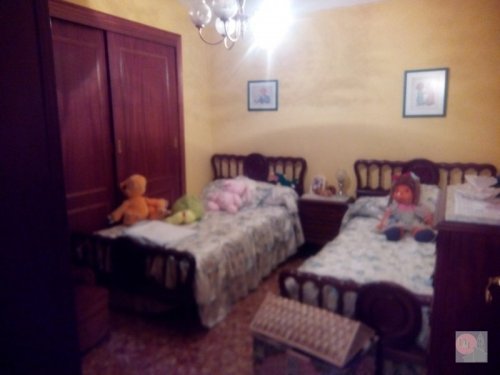 CASA EN VENTA EN ALMENDRALEJO (AVDA. DE LA PAZ)