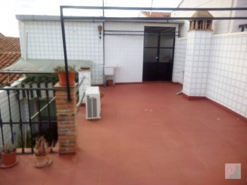 CASA EN VENTA EN ALMENDRALEJO (AVDA. DE LA PAZ)