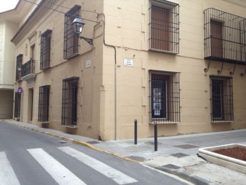 LOCAL EN VENTA EN ALMENDRALEJO (CENTRO)