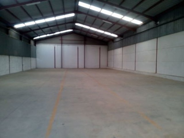 NAVE EN ALQUILER EN ALMENDRALEJO (CTRA. BADAJOZ)