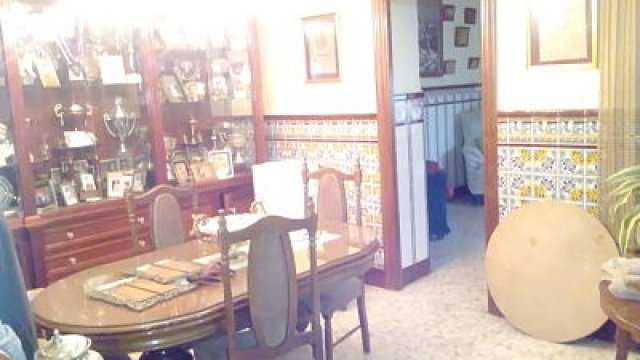 CASA EN VENTA EN ALMENDRALEJO (AMBULATORIO)