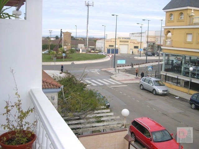 UNIFAMILIAR EN VENTA EN ALMENDRALEJO (E-LECLERC)