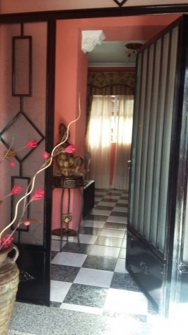 CASA EN VENTA EN ALMENDRALEJO (CTRA. SANTA MARTA)