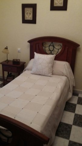 CASA EN VENTA EN ALMENDRALEJO (CTRA. SANTA MARTA)