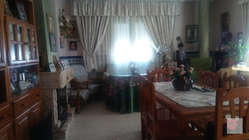 PISO EN VENTA EN ALMENDRALEJO (POLIDERPORTIVO)