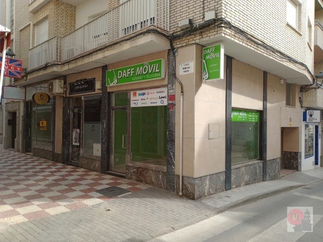 LOCAL EN TRASPASO EN ALMENDRALEJO (CENTRO)