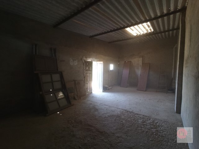 NAVE EN VENTA EN ALMENDRALEJO