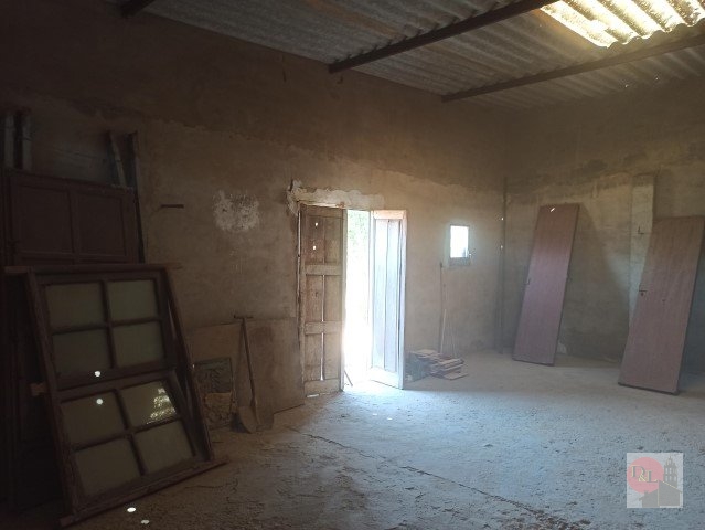 NAVE EN VENTA EN ALMENDRALEJO