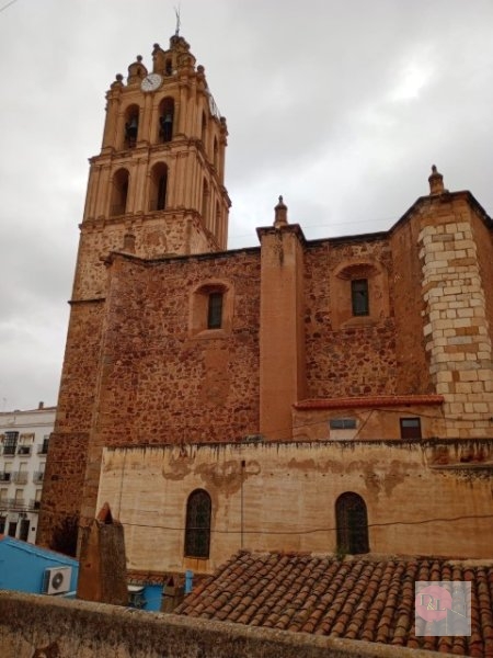CASA EN VENTA EN ALMENDRALEJO (CENTRO)