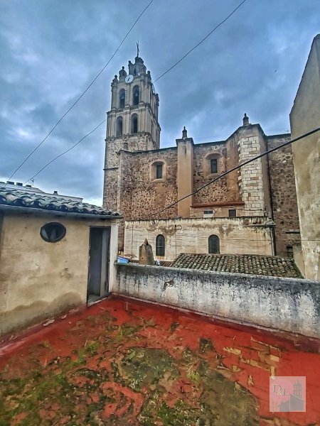 CASA EN VENTA EN ALMENDRALEJO (CENTRO)