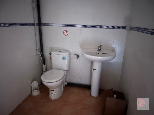 LOCAL EN VENTA EN ALMENDRALEJO (CENTRO)
