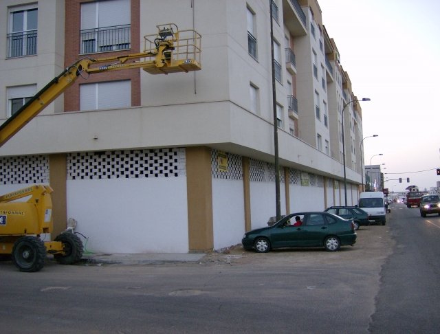 LOCAL EN ALQUILER EN ALMENDRALEJO (CTRA. SEVILLA)