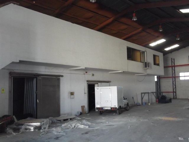 NAVE EN ALQUILER EN ALMENDRALEJO (CTRA. BADAJOZ)