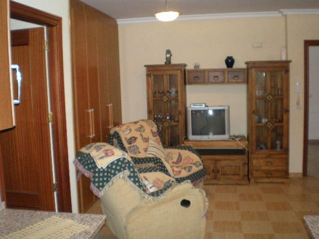 APARTAMENTO EN ALQUILER EN ALMENDRALEJO (POLIDERPORTIVO)