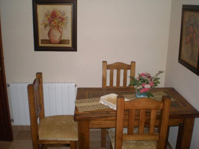 APARTAMENTO EN ALQUILER EN ALMENDRALEJO (POLIDERPORTIVO)