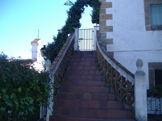 CHALET EN VENTA EN TRUJILLO