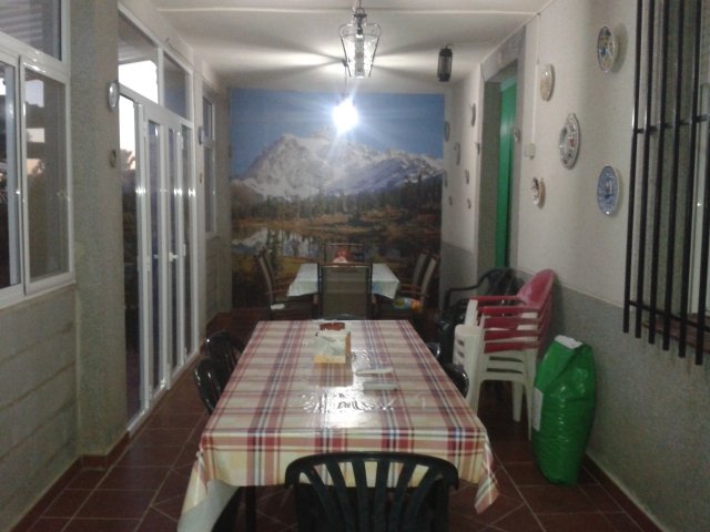 CHALET EN VENTA EN ALMENDRALEJO (CAMINO USERO)