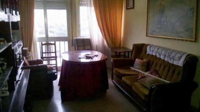 PISO EN VENTA EN ALMENDRALEJO (300 VIVIENDAS)